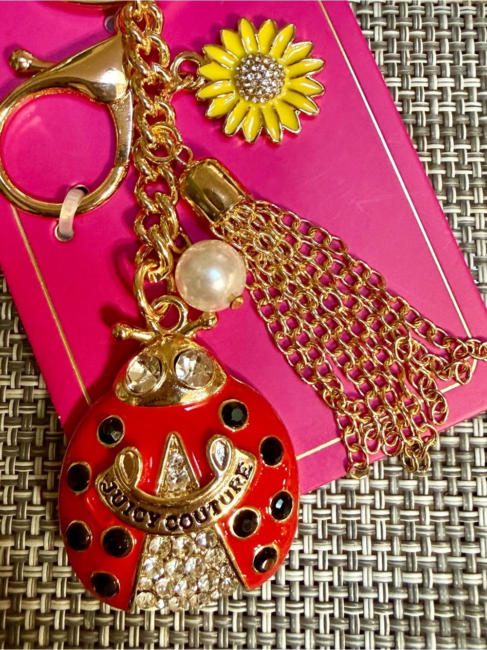 Juicy Couture 🐞Red Ladybug & Flower🌻🌼Pearl Key Ring & Charm with Gold Tassel